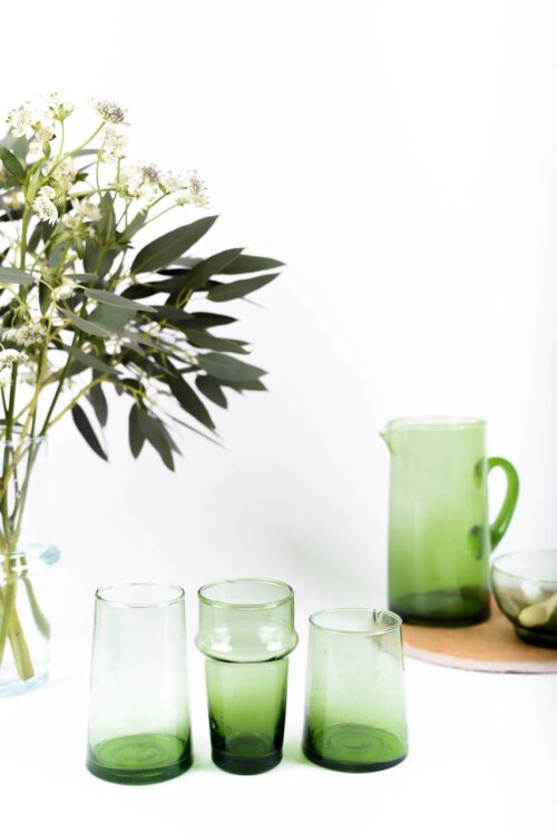 Composition de verres et carafe jade