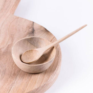Petit bol en bois de noyer avec cuillère