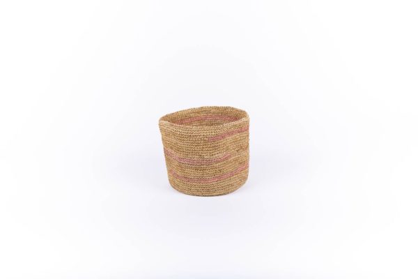 Corbeille rose rayée en raphia