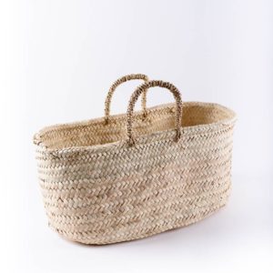 Panier en fibre naturelle de palmier Mica vu de côté