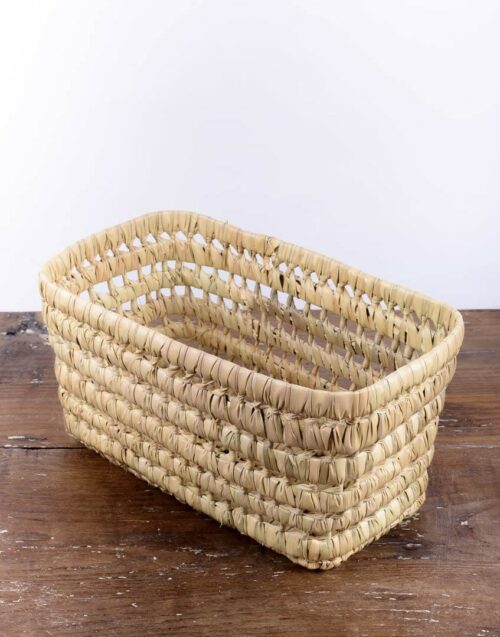 Panier tressé en fibres naturelles de palmier taille M