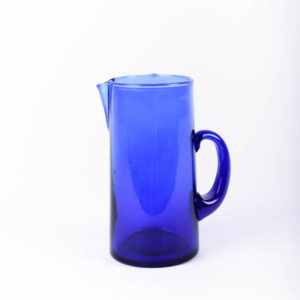 Carafe en verre recyclé bleu