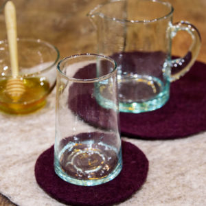 Composition vert recyclé transparent et carafe taille S