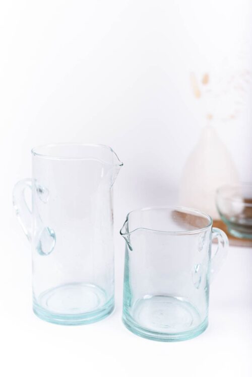 Composition de carafes s et m en verre recyclé transparent