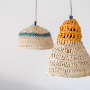 Lot de 2 luminaires en raphia