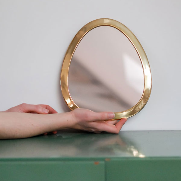 miroir en laiton galet doré