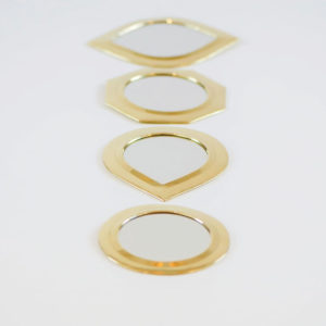 Petits miroirs en laiton de plusieurs formes