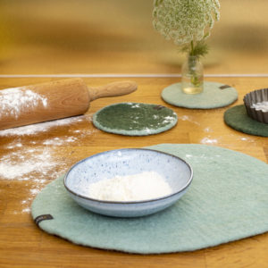 Dessous de plat en feutre de laine bleu clair