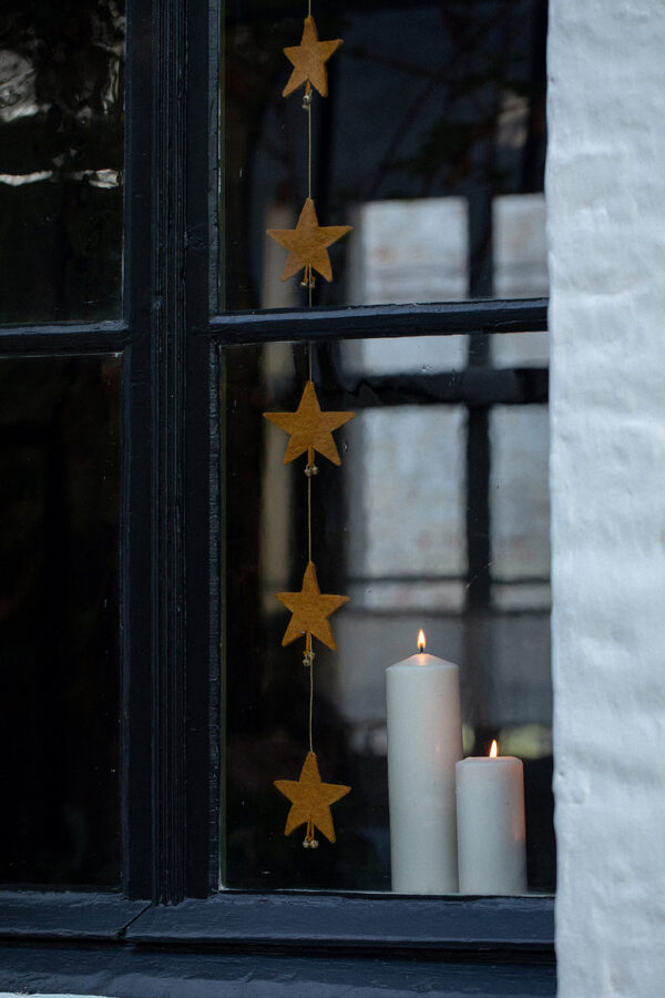guirlande étoiles filantes dorées