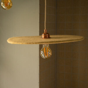 suspension fullmoon blé tendre en feutre de laine