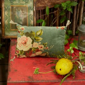 coussin 20x30 cm en velours de coton fleuri modèle jade