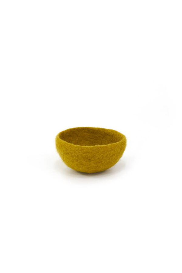 Bol en feutre de laine couleur pistache artisanal taille S