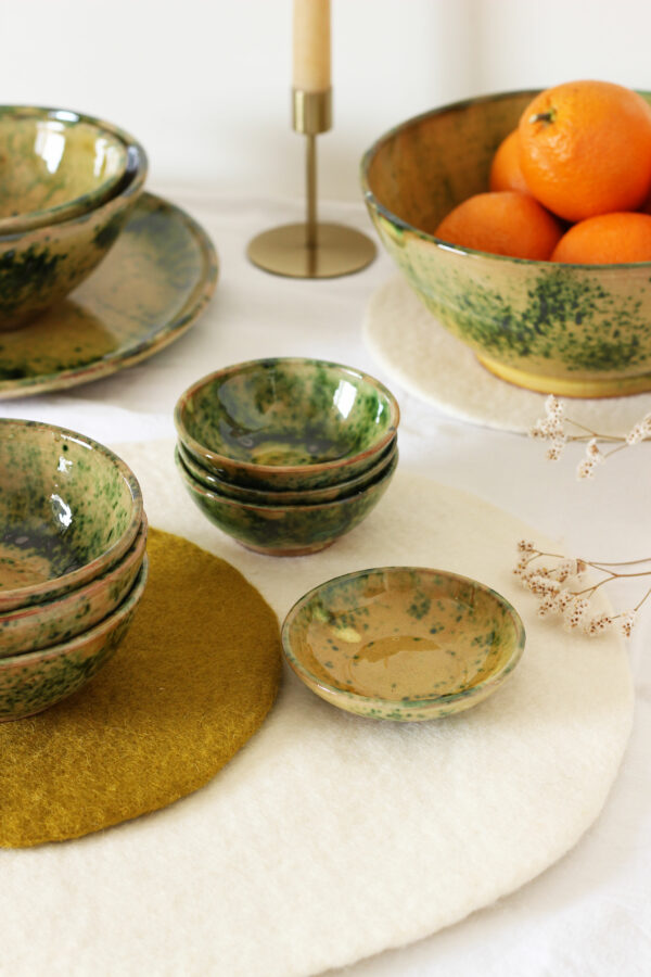 Ensemble poterie Moha artisanale avec coupelle verte et jaune fait main Maroc