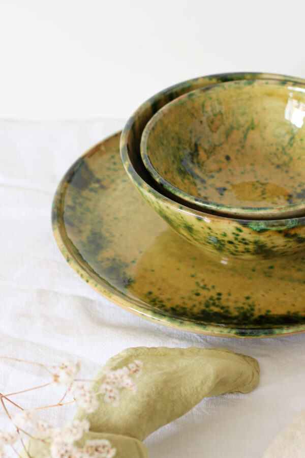 Assiette et bols faits main au Maroc en céramique collection Moha