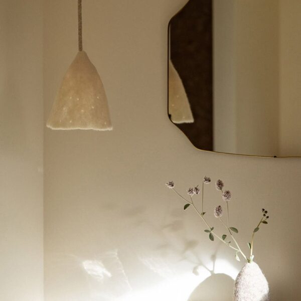 suspension feutre de laine naturel blanc