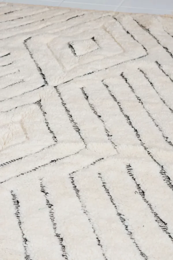 zoom tapis motif beni ouarain tapis fibule 170x248cm