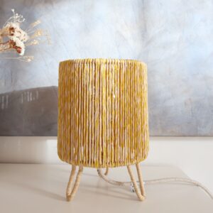 <b>TRIA</b> - Lampe de chevet en raphia torsadé jaune/naturel
