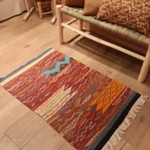vue du dessus tapis kilim -67x106cm