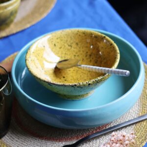 <b>POLLEN</b> - coupe sur pied en céramique jaune moucheté noir - Jaune, S