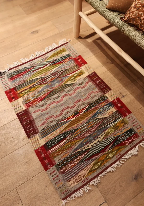 vue du dessus tapis kilim - 67x99cm