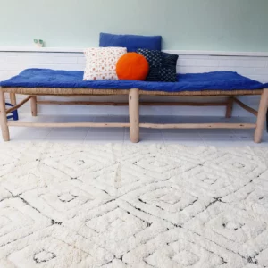Vue de face du tapis Beni Ouarain collection fibule format 147x244cm